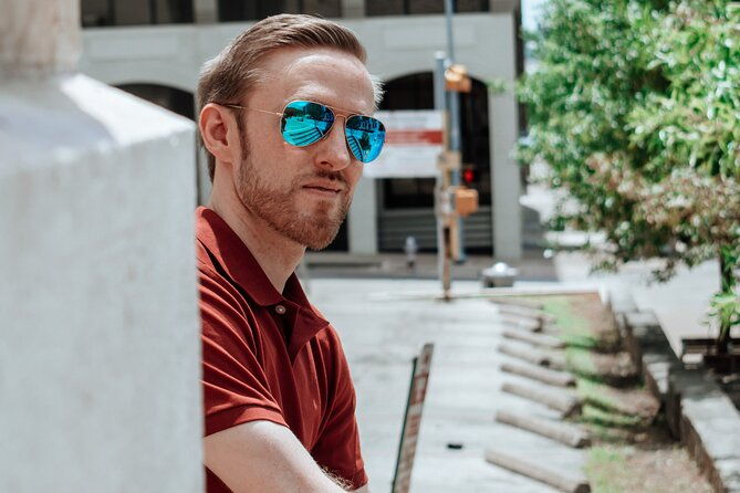 downtown-austin-photo-shoot-walk
