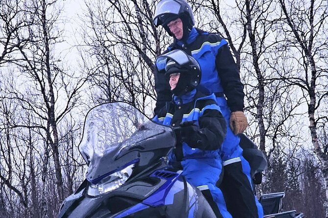 driving-ski-doo-snowmobile-adventure-5-hours-photos-included