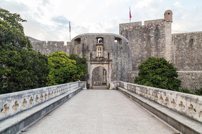dubrovnik-private-shore-excursion-dubrovnik-old-town-konavle-valley-and-sivi-soko-viewpoint