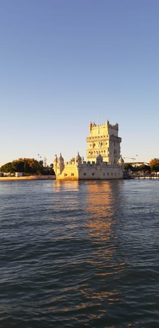 %e2%9b%b5bluemotion-lisbon%e2%9b%b5-private-sunset-sailing-tour-tagus-river
