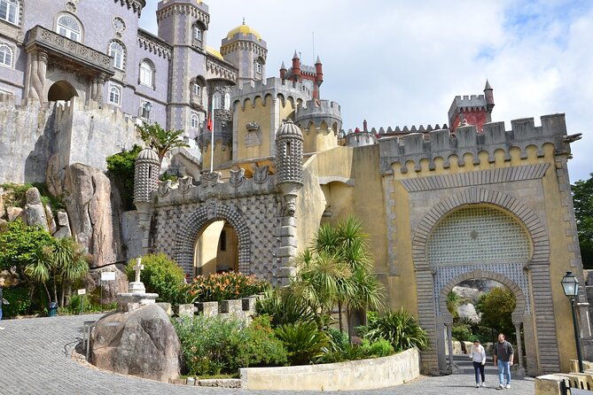 exclusive-private-tour-live-a-magical-day-in-sintra