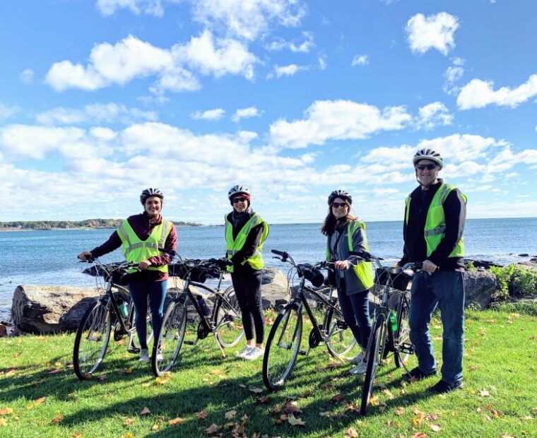 explore-the-islands-harbor-guided-bike-tour-2-2-5-hrs
