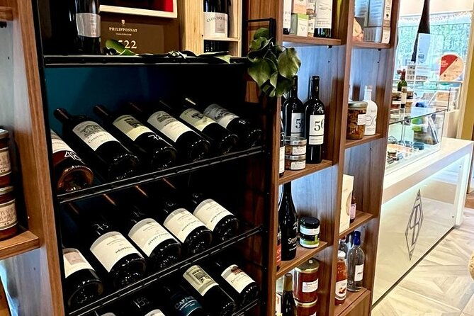 french-wine-and-cheese-master-class-near-the-eiffel-tower