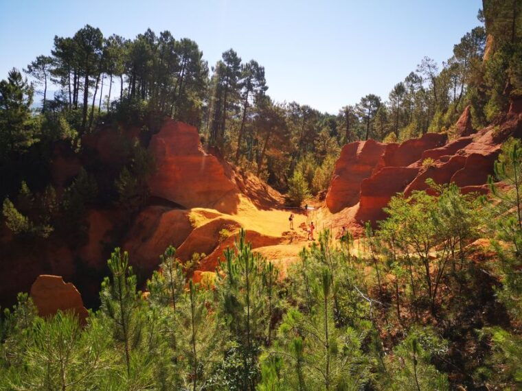 from-aix-en-provence-luberon-villages-full-day-guided-tour