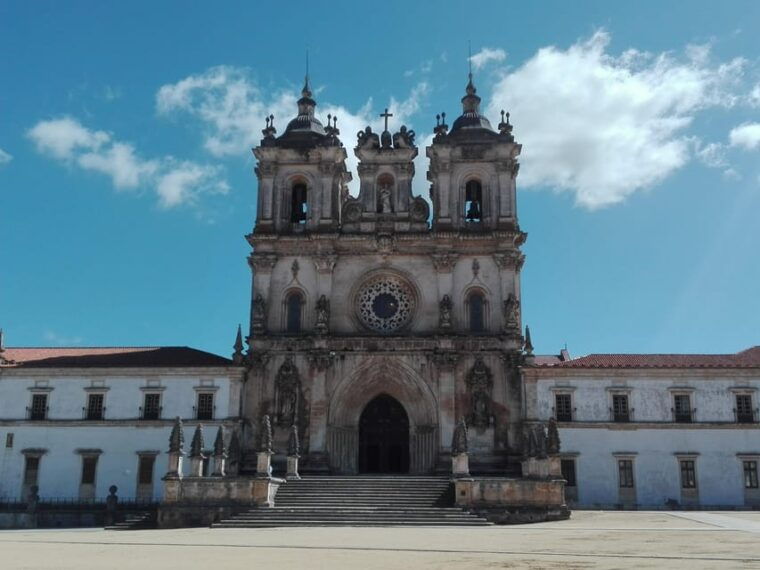 from-coimbra-fatima-sanctuary-batalha-alcobaca-and-nazare