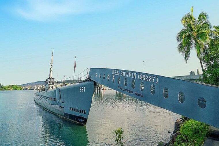 from-kauai-uss-arizona-memorial-and-honolulu-city-tour