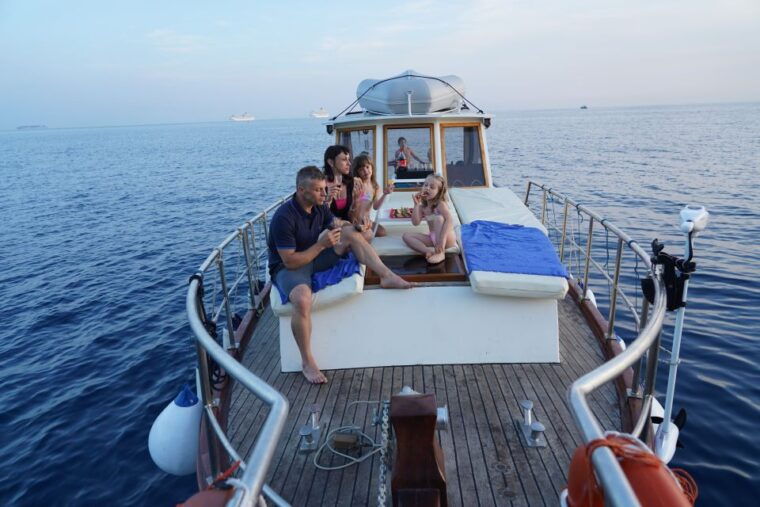 from-la-spezia-cinque-terre-boat-tour-with-lunch-and-wine