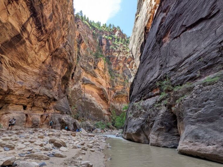 from-las-vegas-zion-national-park-small-group-adventure