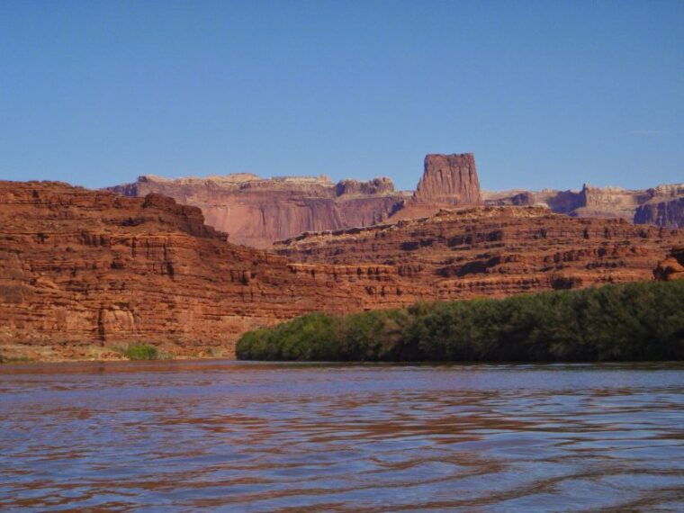 from-moab-canyonlands-4x4-drive-and-calm-water-cruise