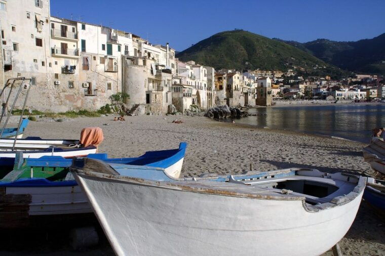 from-palermo-medieval-castle-tour-of-caccamo-and-cefalu