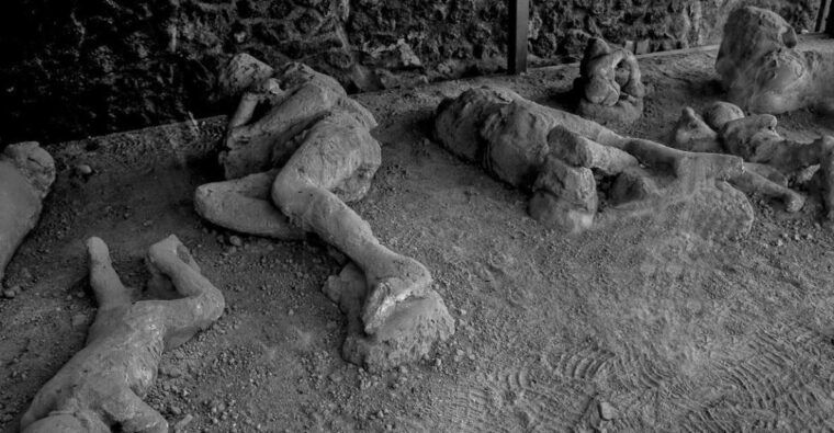 from-pompeii-vesuvius-excursion-pompeii-guided-tour