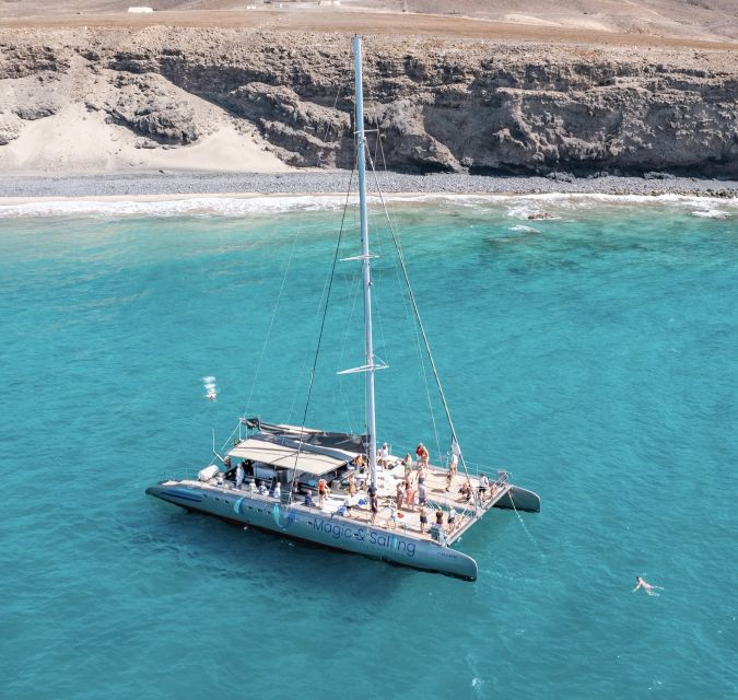 fuerteventura-magic-catamaran-trip-with-food-and-drinks