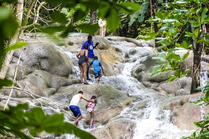full-day-dunns-river-and-nine-miles-with-lunch