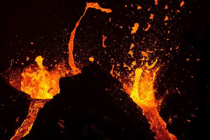 full-day-private-tour-to-active-volcano-guided-hike-and-reykjanes-peninsula