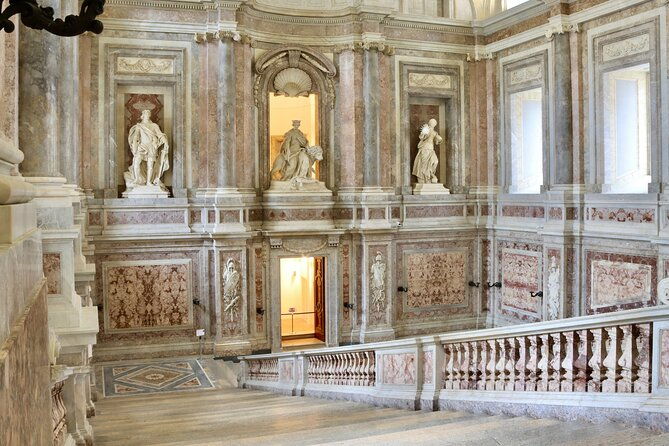 full-day-private-tour-to-the-royal-palace-of-caserta-and-pompeii