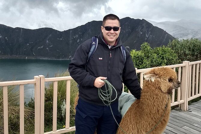 full-day-tour-to-the-quilotoa-lagoon-ecuador