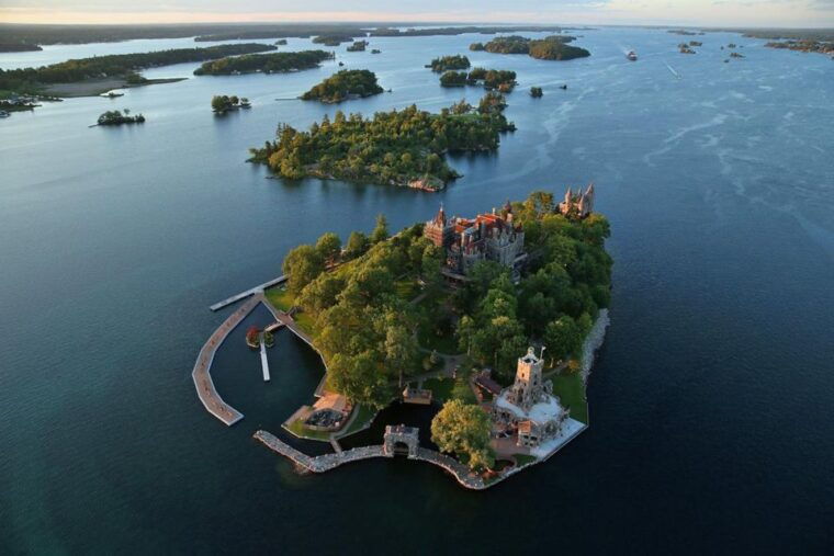 gananoque-helicopter-tour-with-craft-brewery-stop-and-lunch