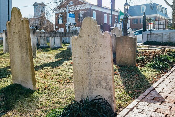 ghosts-of-fredericksburg-virginia-a-self-guided-walking-tour