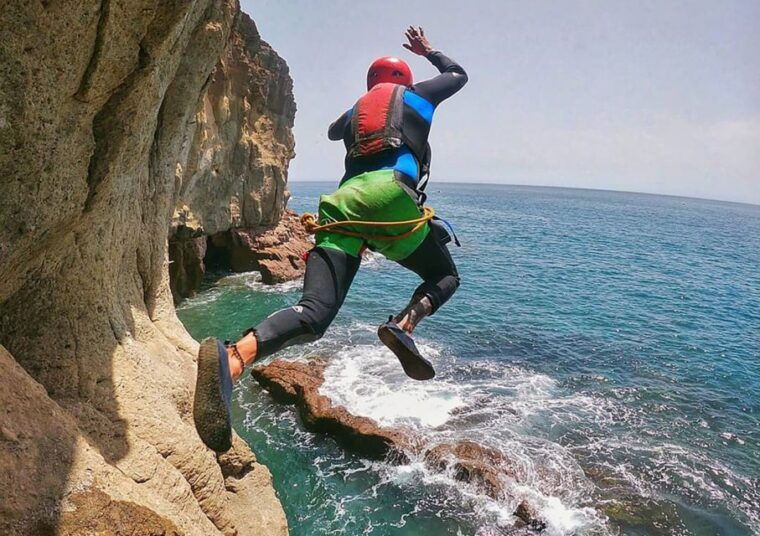 gran-canaria-adrenaline-filled-coasteering-experience