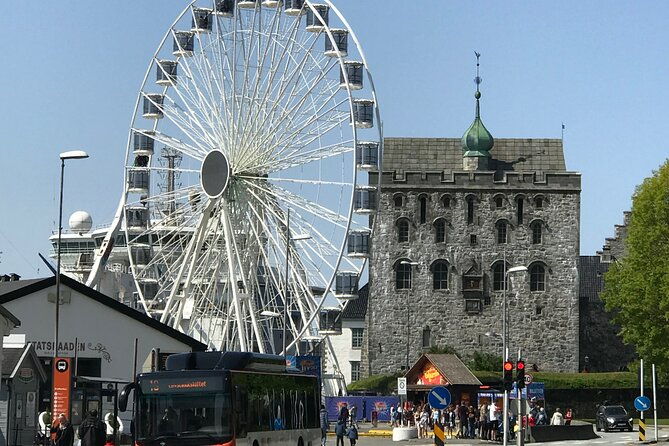 group-city-tour-walking