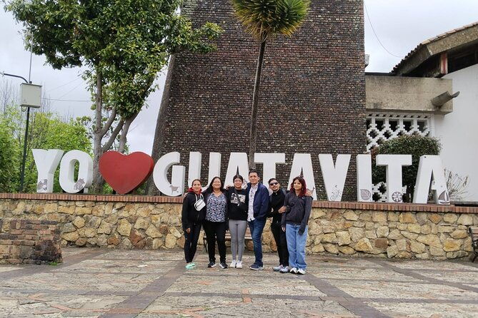 guatavita-and-salt-cathedral-group-tour-and-daily-departure-2