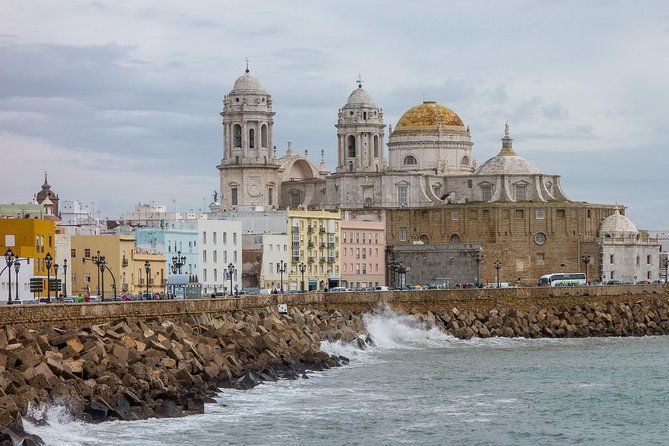 half-day-private-tour-of-cadiz-with-pick-up-and-drop-off