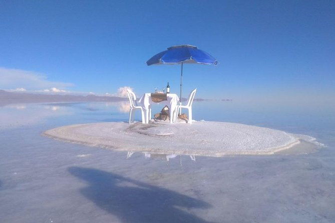 half-day-trip-to-uyuni-salt-flats-sunset-included
