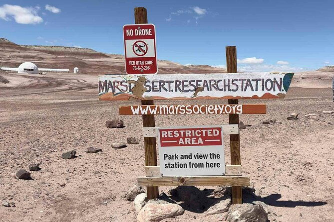hanksville-purple-mountain-photography-tour