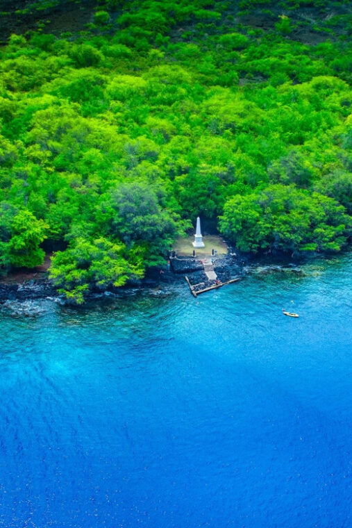 kailua-kona-coastal-scenic-doors-on-off-helicopter-tour