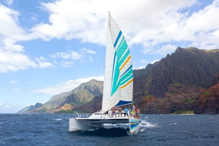 kauai-napali-coast-sail-snorkel-tour-from-port-allen