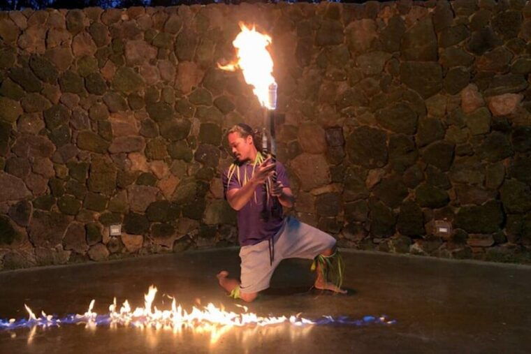 kauai-samoan-fireknife-experience