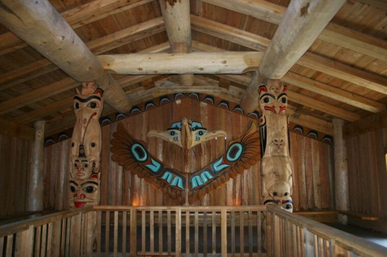 ketchikan-potlatch-park-city-and-wildlife-private-van-tour
