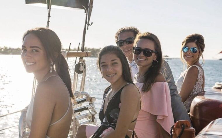 key-wests-schooner-appledore-star-champagne-sunset-sail