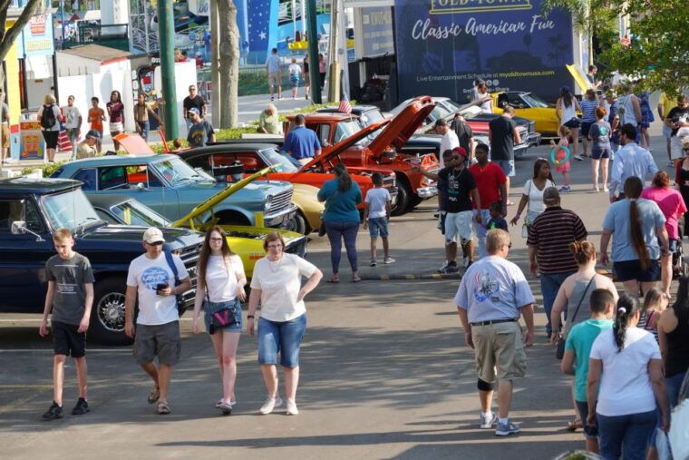 kissimmee-old-town-ferris-wheel-attractions-and-dinner