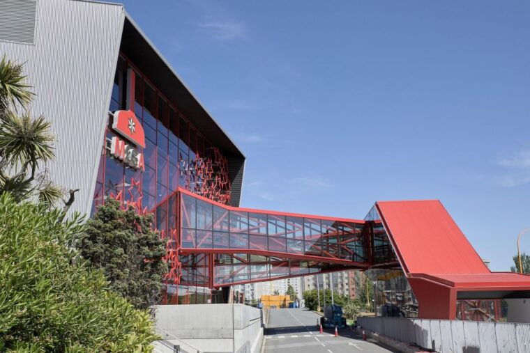 la-coruna-guided-tour-at-mega-star-galicia-world