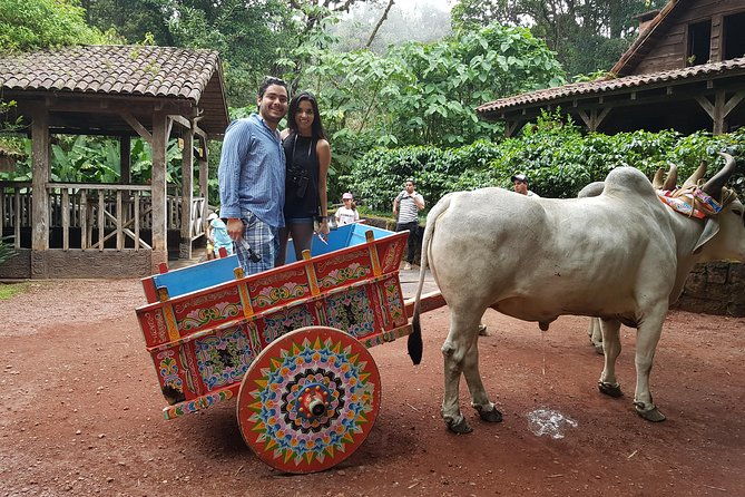 la-paz-waterfalls-gardens-private-tour