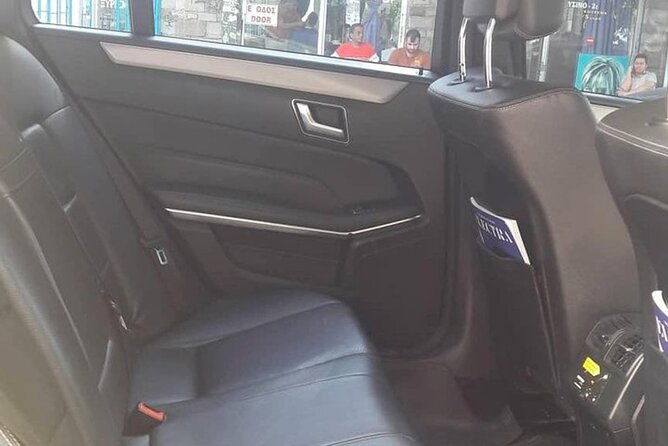limousine-service-from-athens-airport-to-plaka-monastiraki