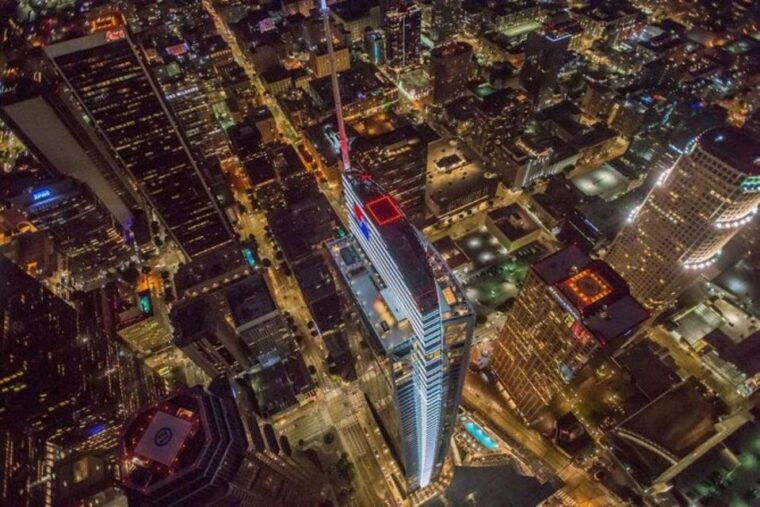 los-angeles-downtown-rooftop-landing-helicopter-tour