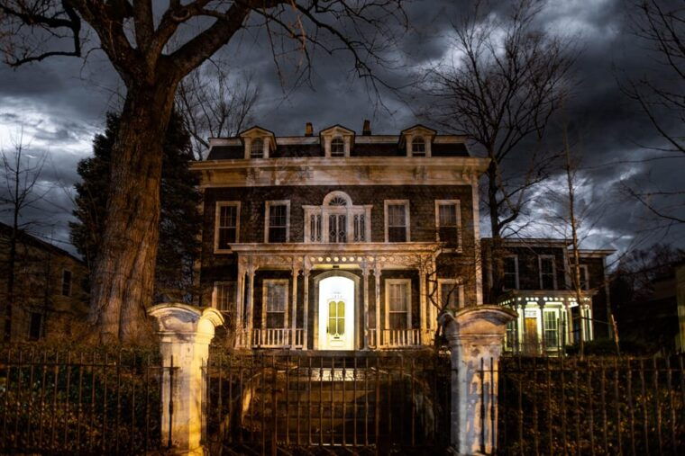 louisville-derby-city-haunted-walking-tour