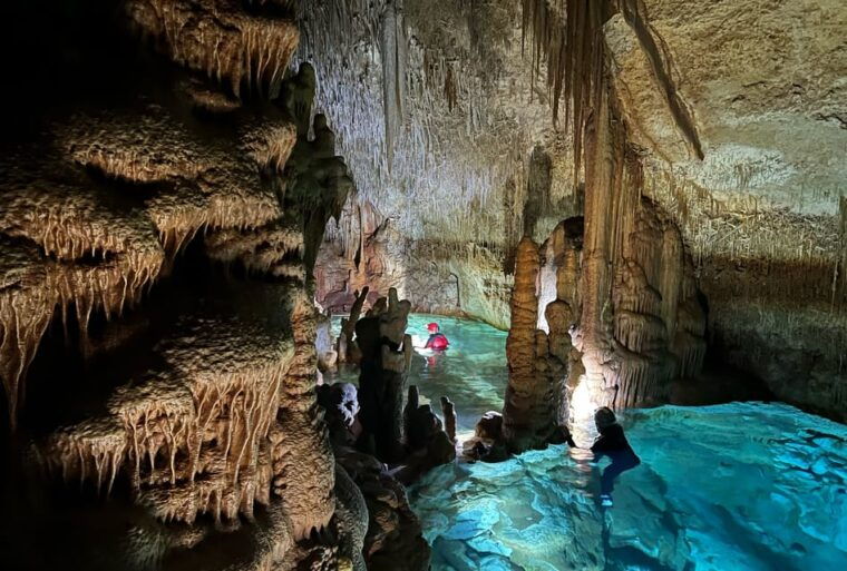 mallorca-aquatic-cave-exploration-guided-tour-2-languages