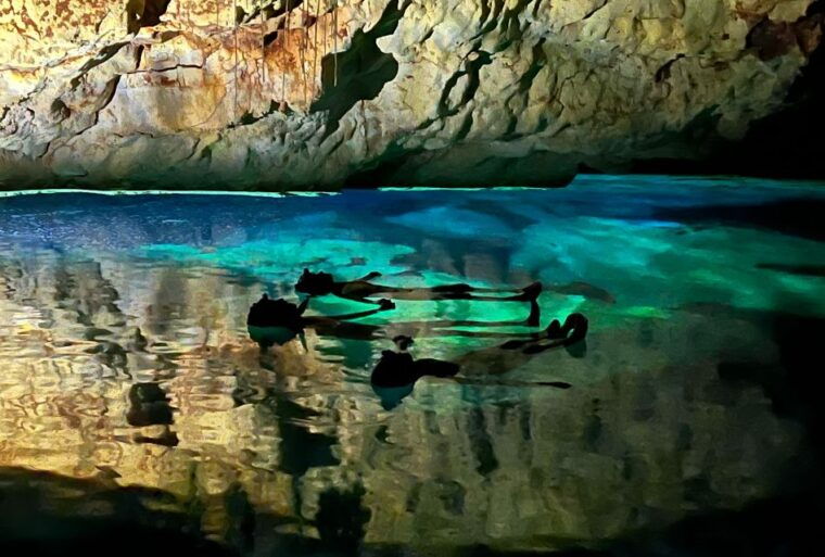 mallorca-aquatic-cave-exploration-guided-tour