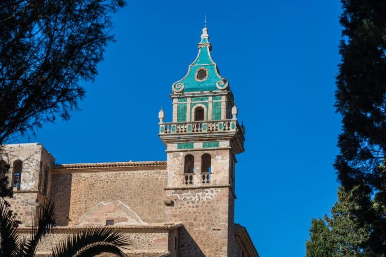 mallorca-valdemossa-and-port-of-soller-potato-cake