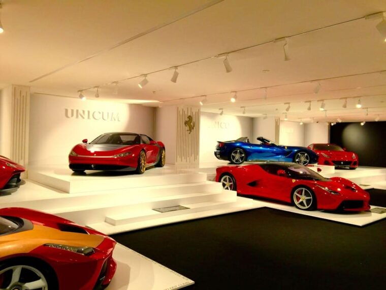 maranello-ferrari-museum-entrance-and-professional-f1-simulator