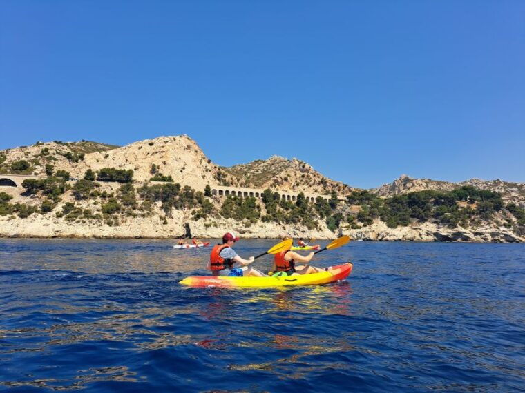 marseille-cote-bleue-calanques-half-day-kayak-tour