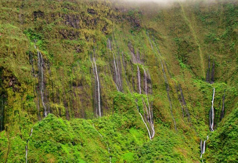 maui-and-molokai-spectacular-helicopter-tour