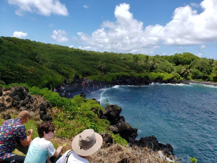 maui-road-to-hana-adventure-with-breakfast-lunch