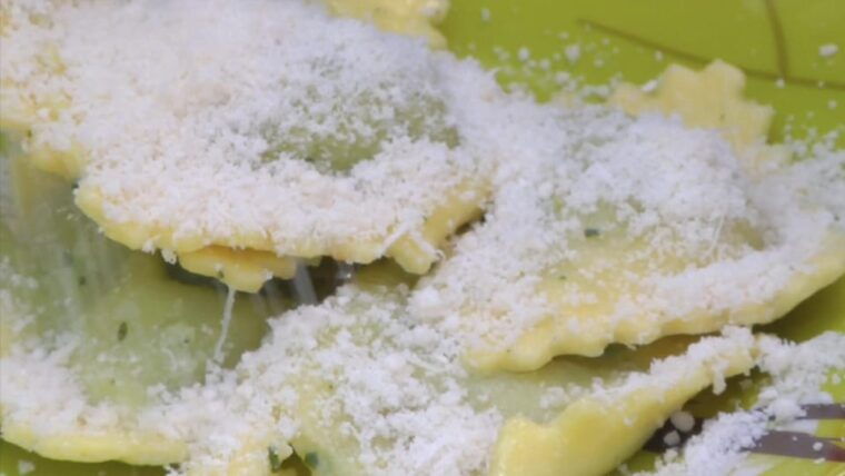 milan-cooking-classpasta-ravioli-gelato-in-a-unique-home