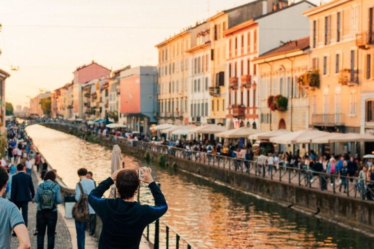 milan-private-tour-with-drinks-bites-in-centro-storico