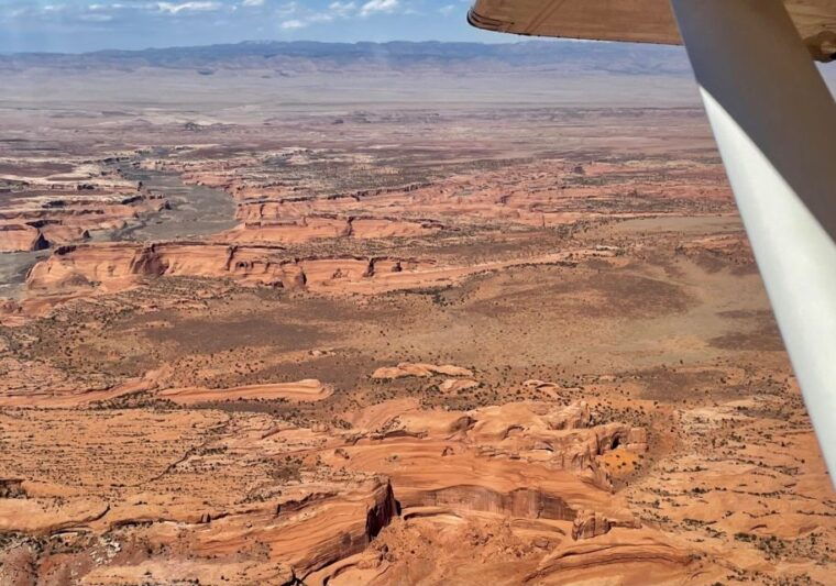 moab-arches-national-park-airplane-tour