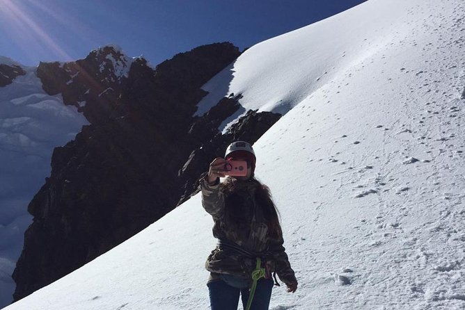 mountaineering-ascent-to-nevado-mateo